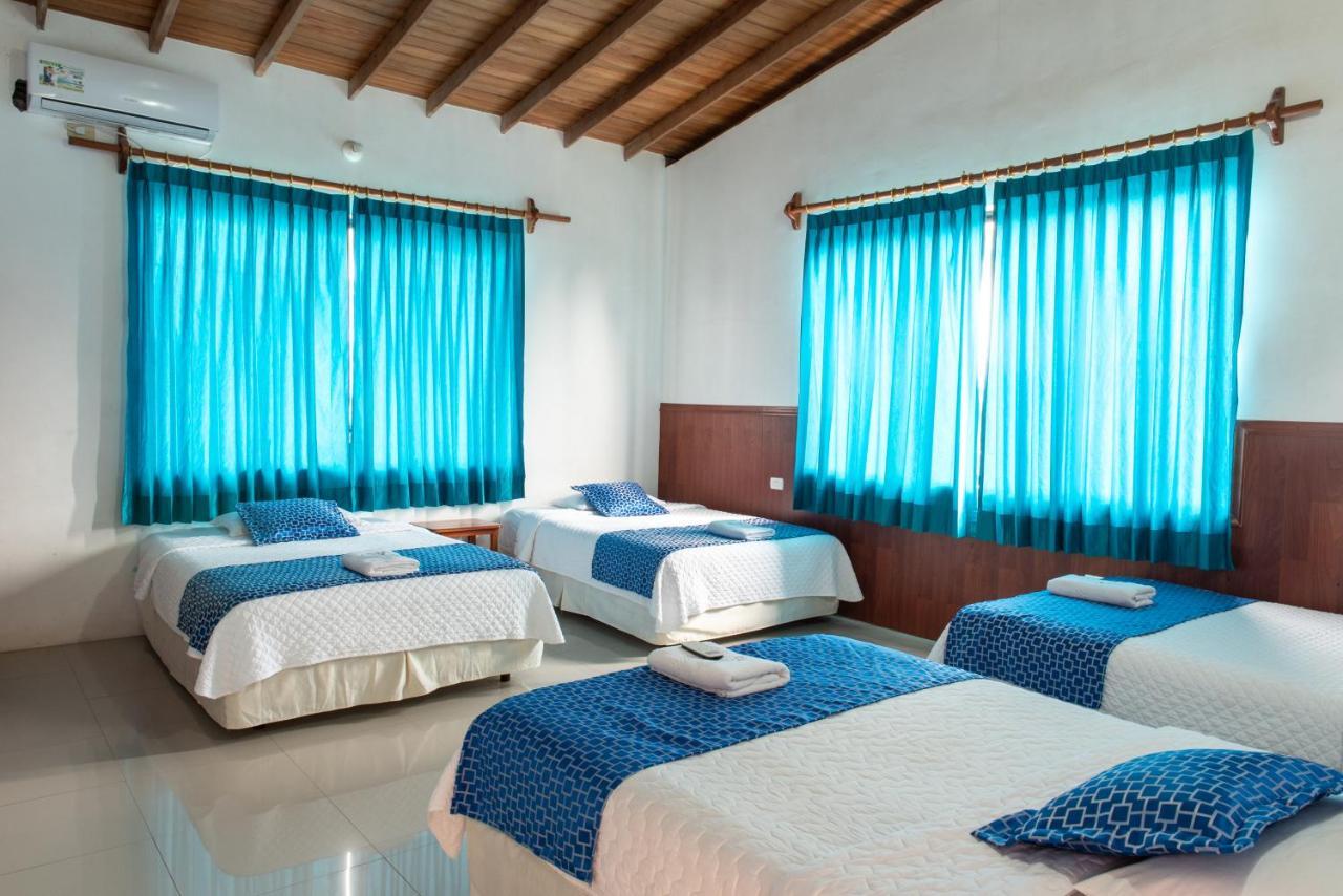 Hotel La Gran Tortuga - ᯤ Starlink Puerto Villamil Exteriör bild