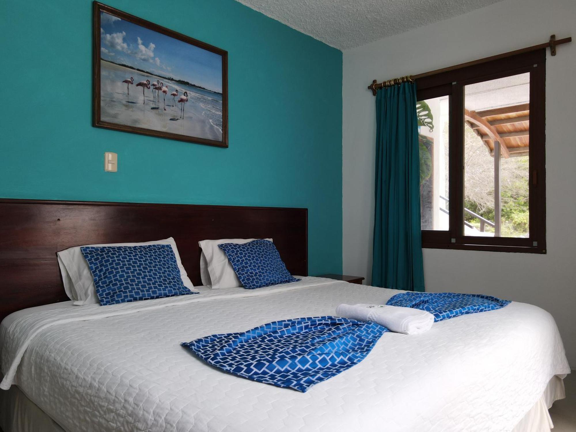 Hotel La Gran Tortuga - ᯤ Starlink Puerto Villamil Exteriör bild