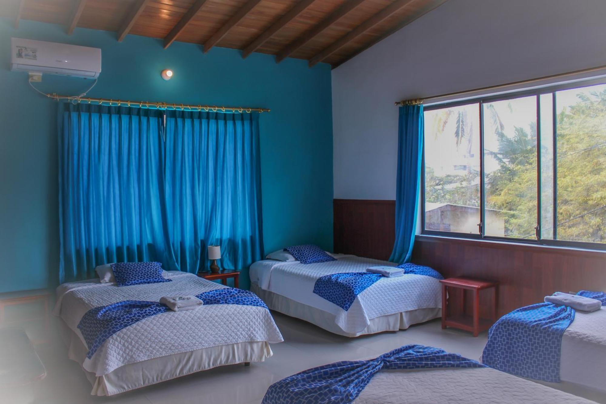Hotel La Gran Tortuga - ᯤ Starlink Puerto Villamil Exteriör bild