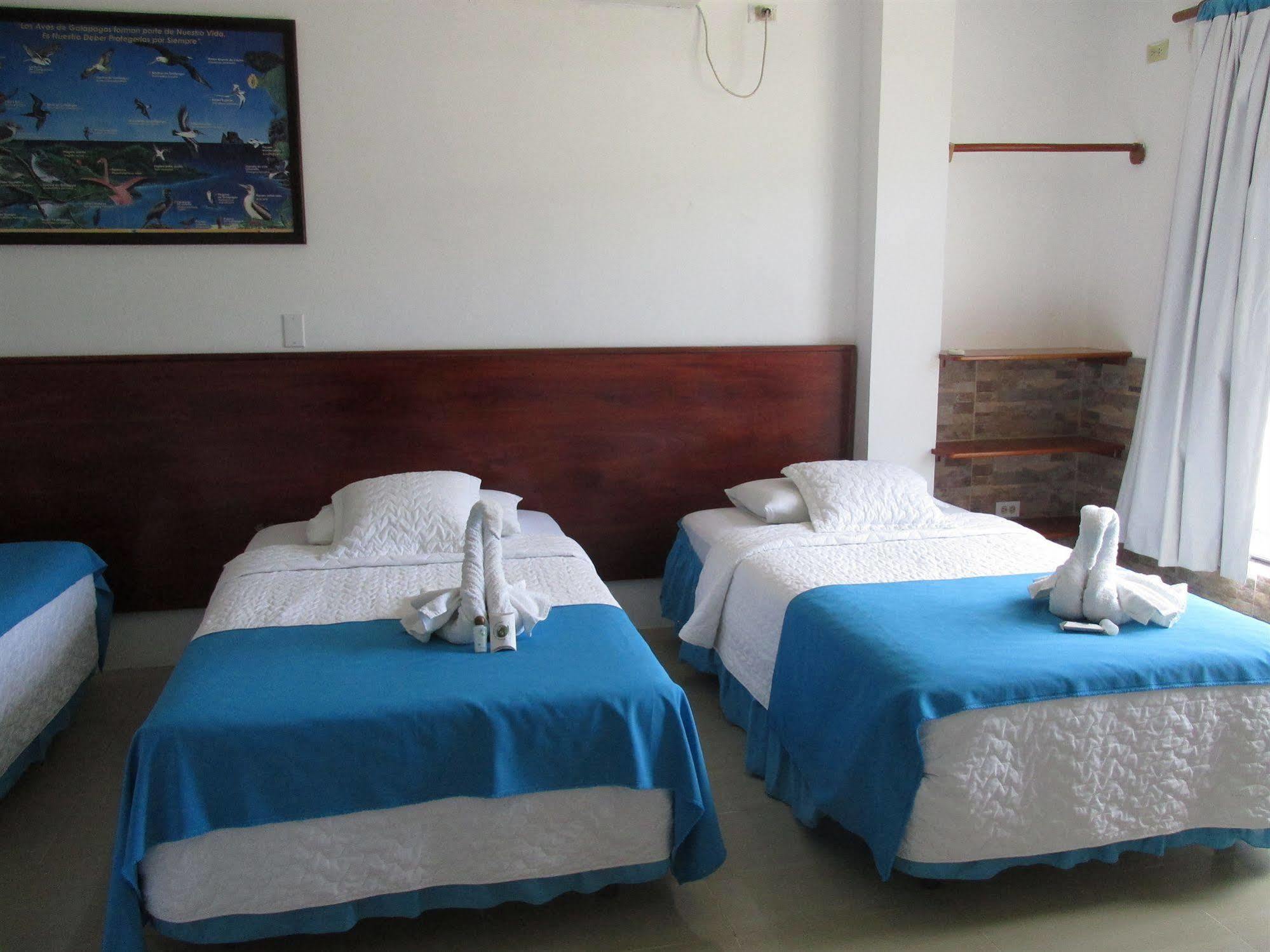 Hotel La Gran Tortuga - ᯤ Starlink Puerto Villamil Exteriör bild
